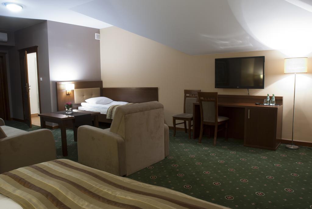 Hotel Dwor Galicja ستالوفا فولا المظهر الخارجي الصورة