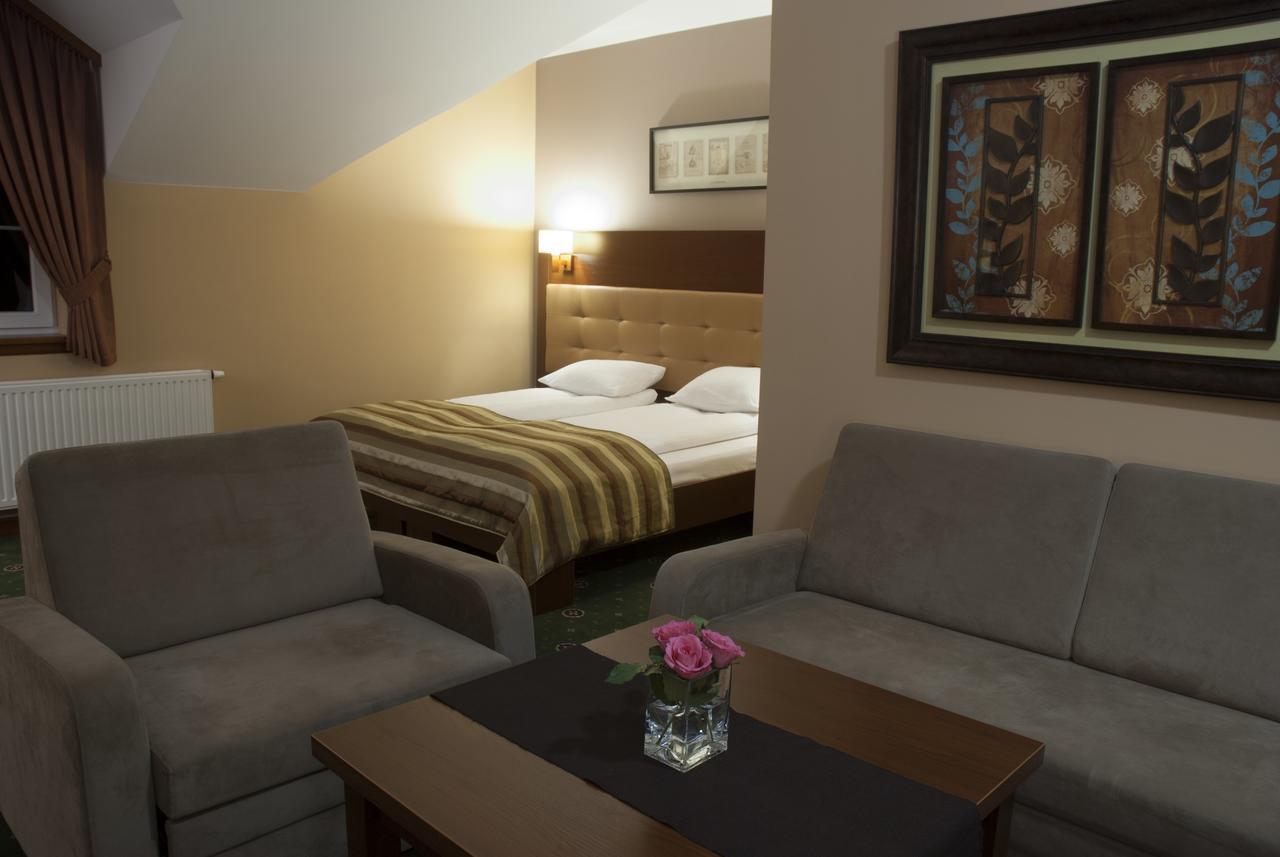 Hotel Dwor Galicja ستالوفا فولا المظهر الخارجي الصورة