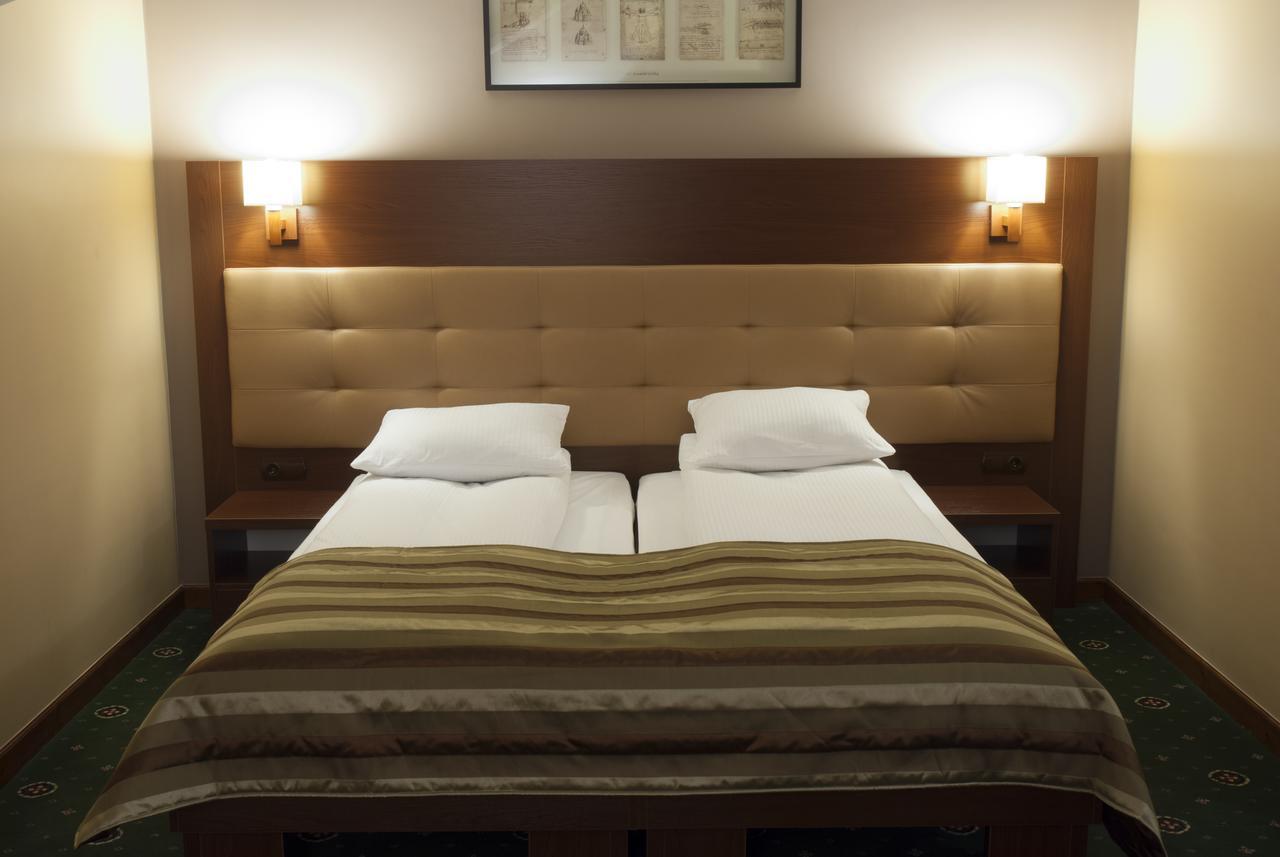 Hotel Dwor Galicja ستالوفا فولا المظهر الخارجي الصورة